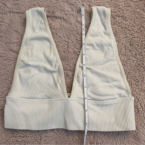 Garage White V Neck Bralette - Picture 7 of 7